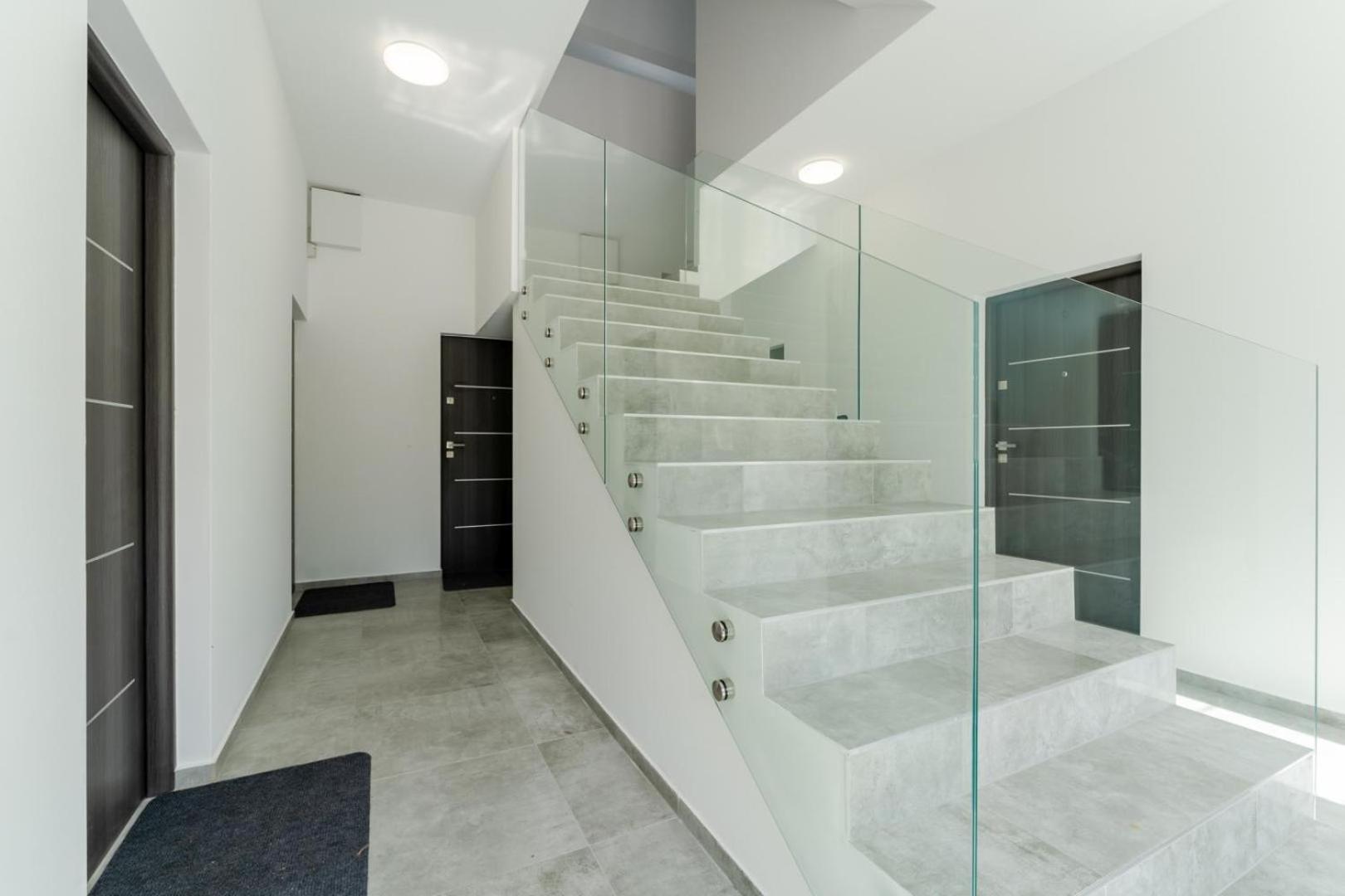 Apartamenty Ok'S - Blisko Centrum W Pelni Wyposazone - By Spaceapart Jelenia Gora Luaran gambar